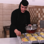 Mănăstirea Adam dezvăluie secretul cozonacilor de Paște: rețeta magică