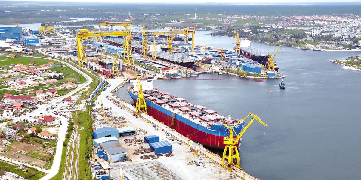 Santierul Naval Mangalia, cel mai mare din România, intră în faliment Șantierul Naval Mangalia, cel mai mare complex naval din România și singurul capabil să construiască nave de război, a fost declarat în faliment