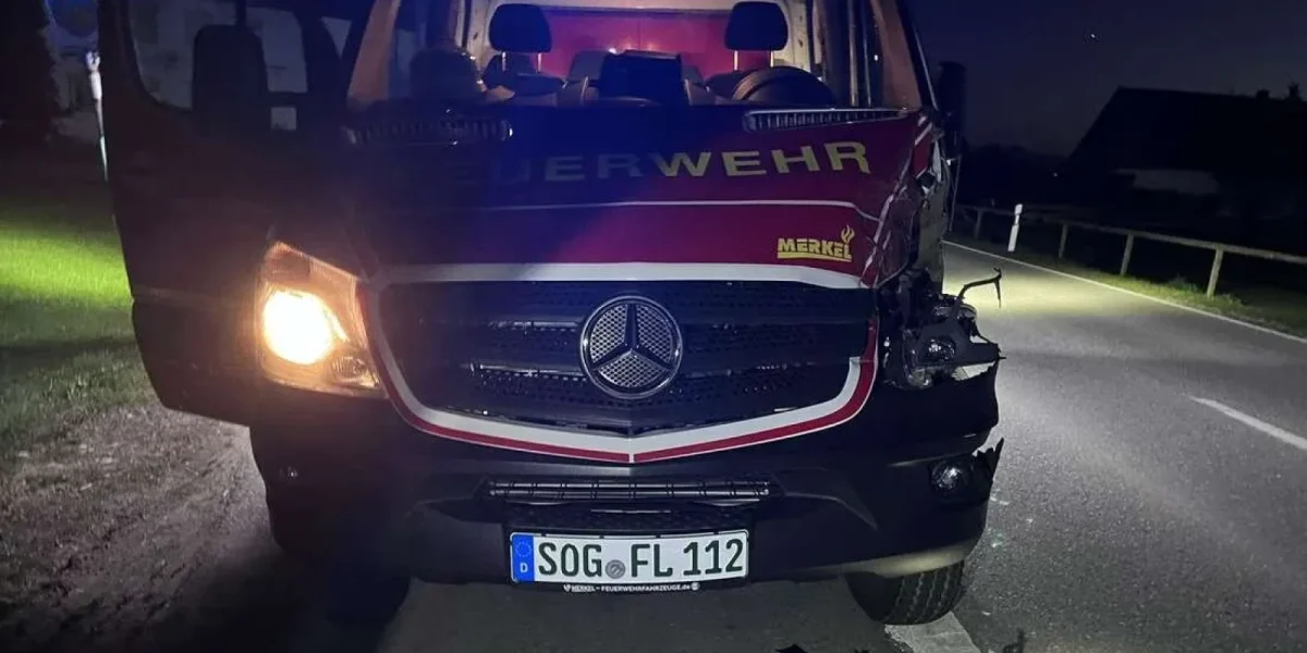 Românul care a avariat singura autospecială: Pompierii germani, blocați