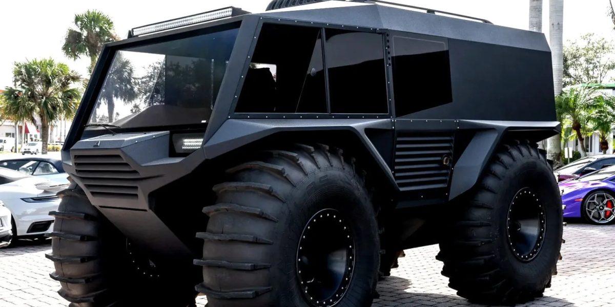 Mașina ucraineană care te duce prin apă și pe munți, dar nu e pentru stradă