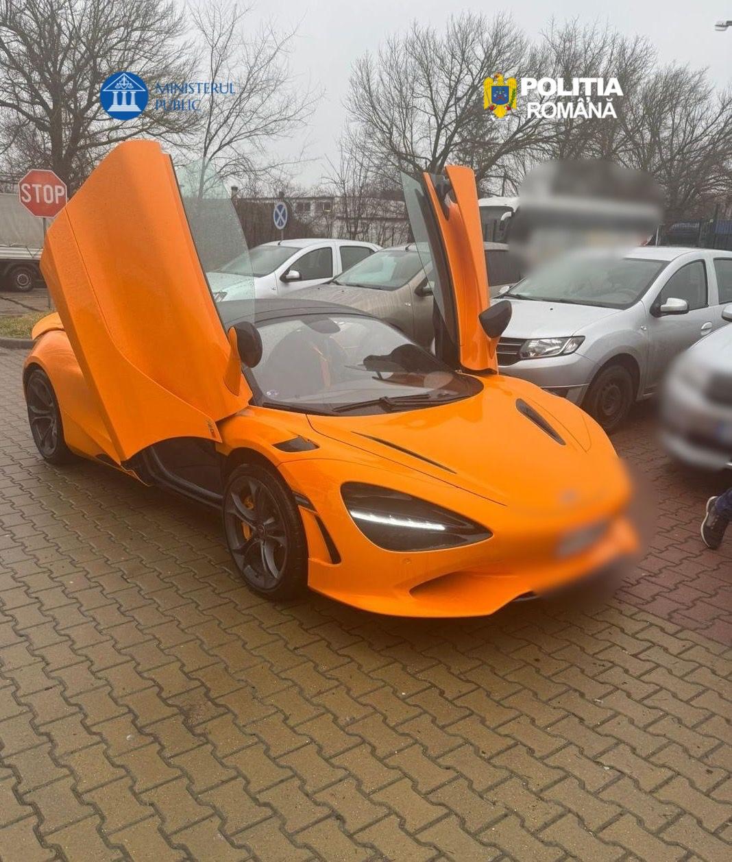 Percheziții și audieri într-un dosar de fraudă vamală și spălare de bani Polițiștii din cadrul IPGR au descins în București și Ilfov în cadrul unei investigații complexe vizând folosirea documentelor false pentru importul de autovehicule de lux