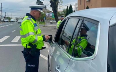 Aproape 750 de permise reținute de poliție în weekend