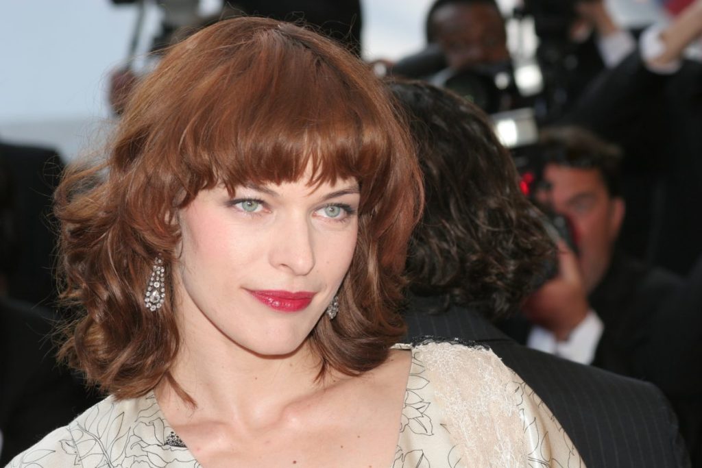 Un sistem open-source inventat de Milla Jovovich aduce o soluție inovatoare pentru problema stocării și reutilizării conversațiilor cu inteligența artificială