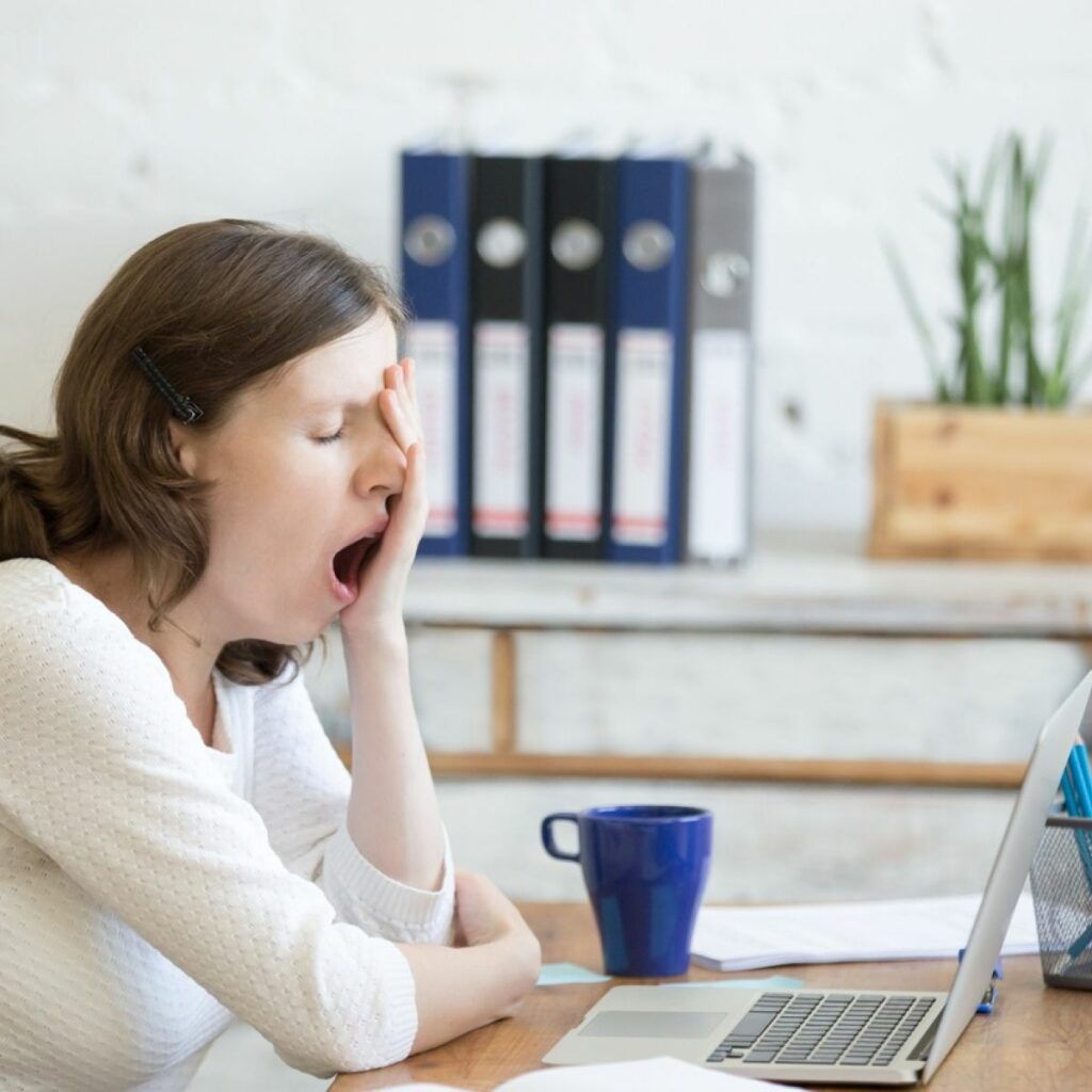 O româncă de 37 de ani, pensie de 2700€ pe fondul oboselii cronice