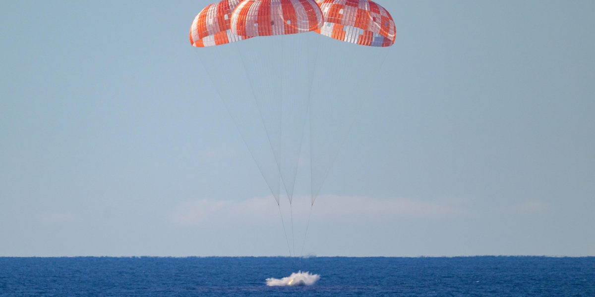 Artemis II: Astronautii NASA au revenit pe Pământ după misiunea lunară (foto/video)