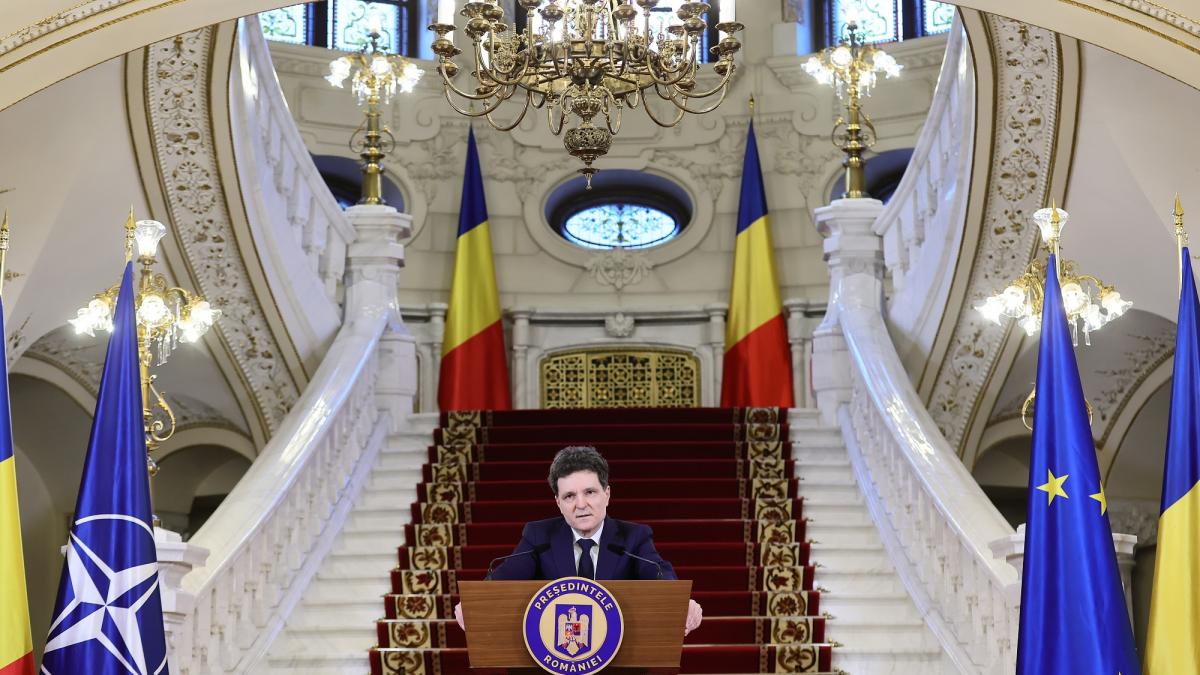 Nicușor Dan, urare de Paște: Solidaritatea, cheia vindecării României