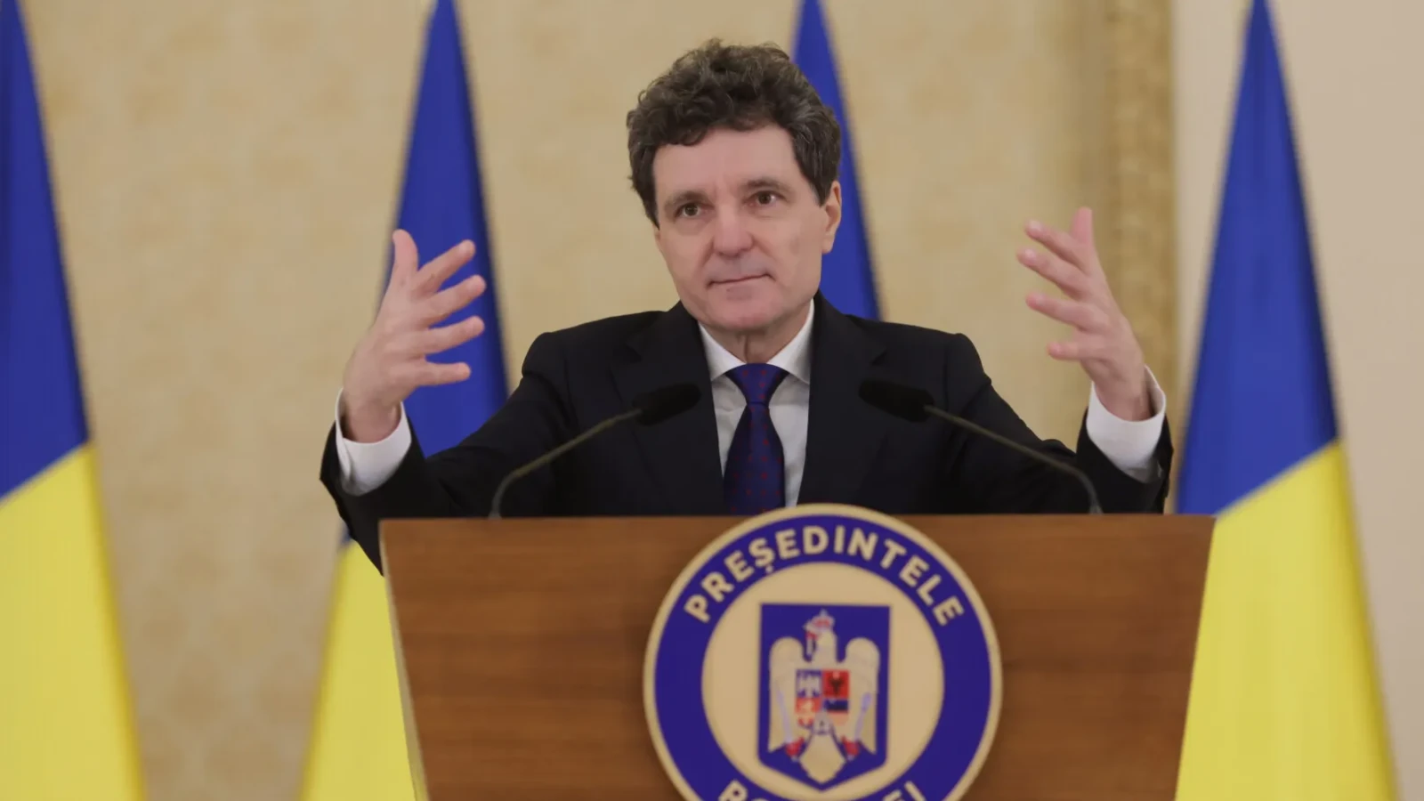 Nicușor Dan: România intră în turbulențe politice. Ce se decide pe proiecte majore