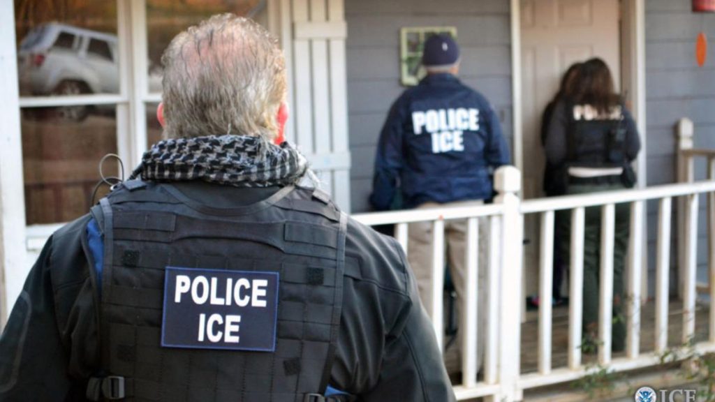 Franțuzoaica de 86 de ani, reținută de ICE după ce s-a mutat în SUA pentru dragoste
