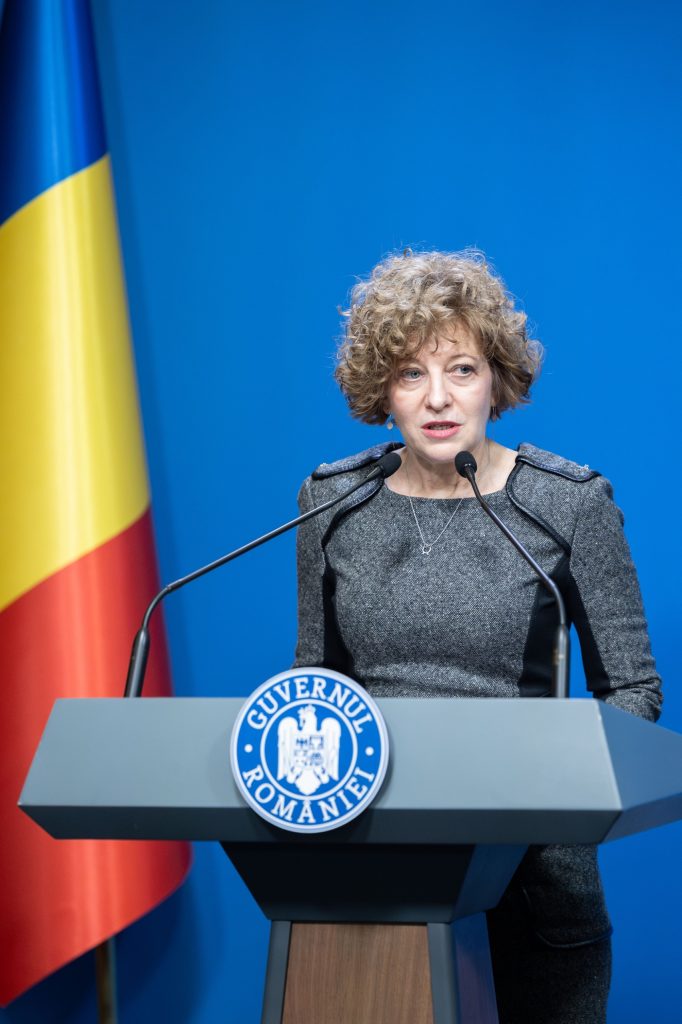 Oana Gheorghiu: Petrotrans SA, o „zombie” a statului, a murit de 3 ori