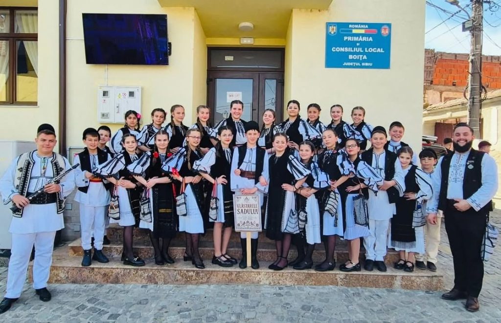 Premiu important pentru elevii din comună: Succes pentru tineri!