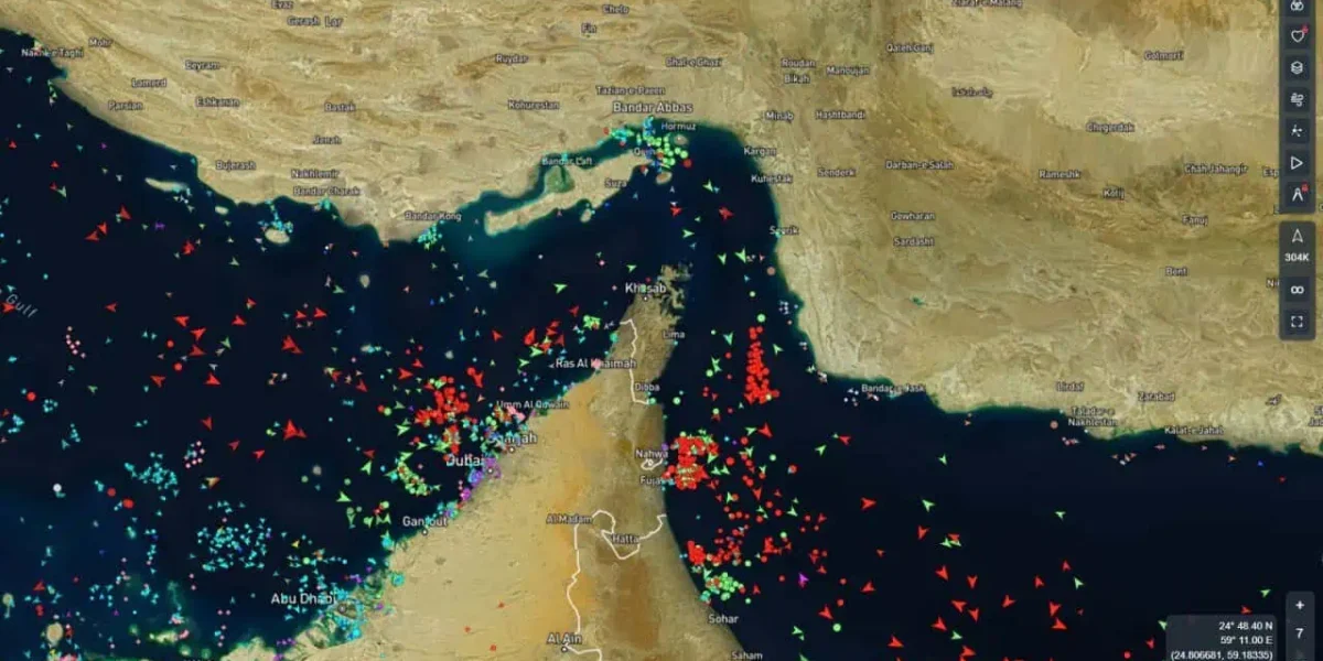 Iranul, control total în Ormuz: taxe în yuani și Bitcoin pentru nave