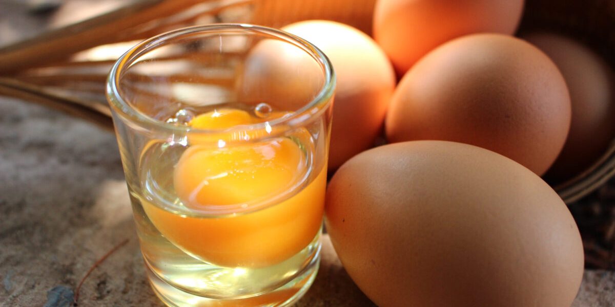 Cum verifici rapid ouăle, ca să nu te trezești cu surprize!