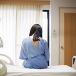 Recuperare postoperatorie: Mersul rapid grăbește externarea! Secretul?