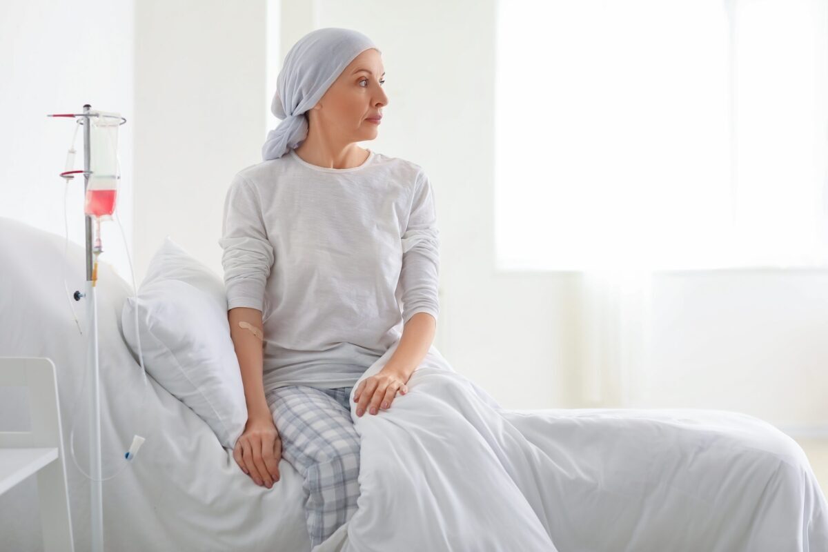 Nouă speranță în lupta cu cancerul: tratamente care antrenează corpul