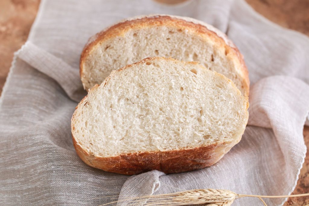 Pâinea te îngrașă chiar și puțină: Explicațiile experților