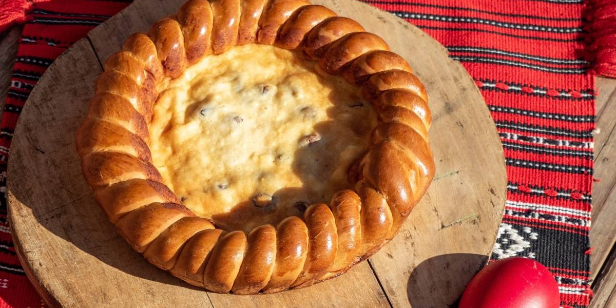 Descoperă pasca cu smântână, secretul unei texturi fine, fără brânză