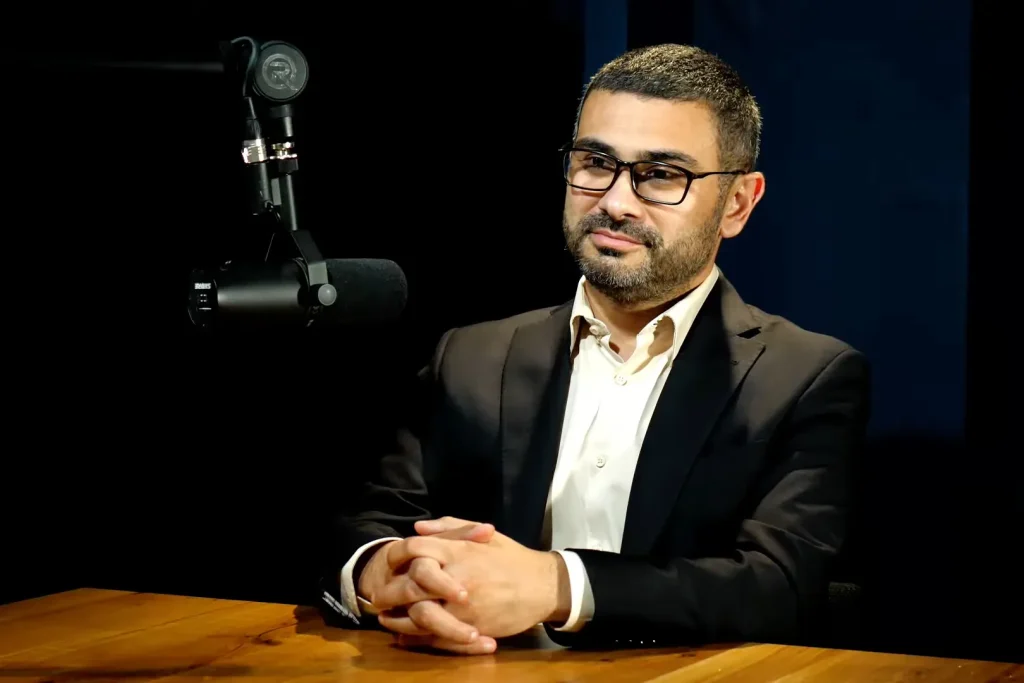 Manole dă vestea cutremurătoare: Sute de posturi dispar. Pensii și ajutoare, în pericol