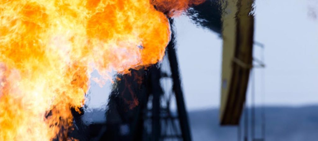 Criză Istorică: Producția de Petrol, în Prăbușire Liberă! Datele AIE Alarmante