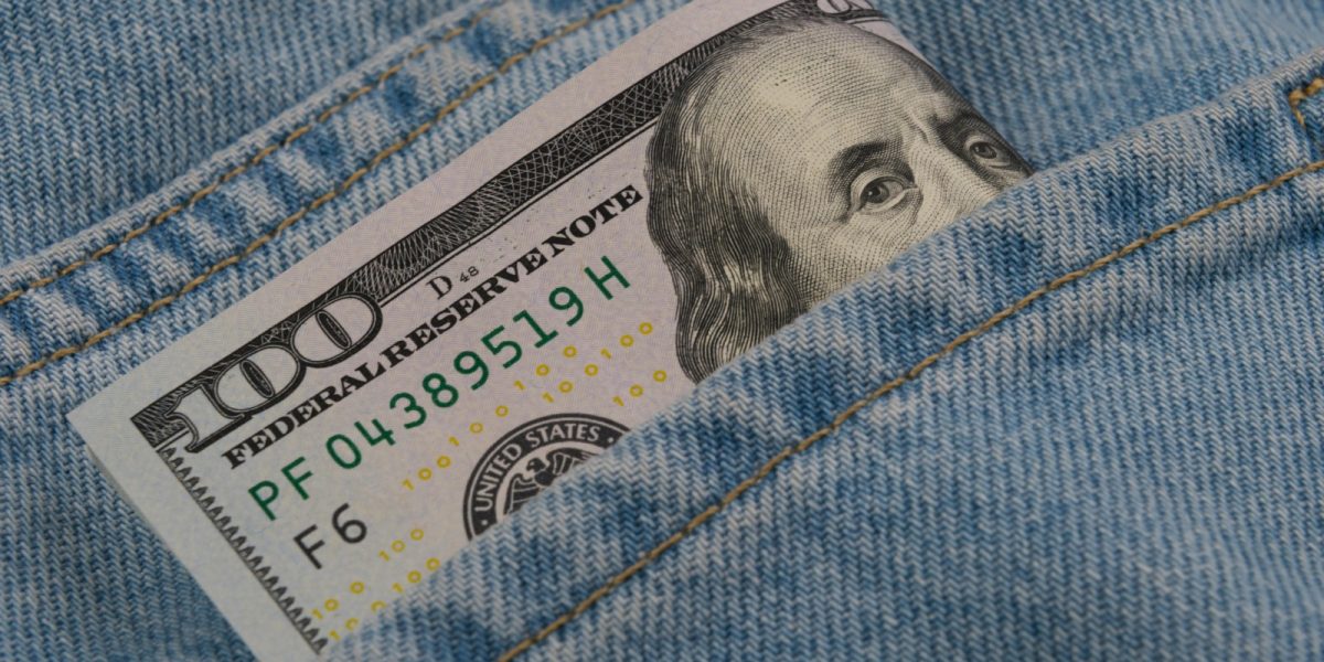 Inflația în SUA, explozie la 3,3% din cauza prețurilor la carburanți