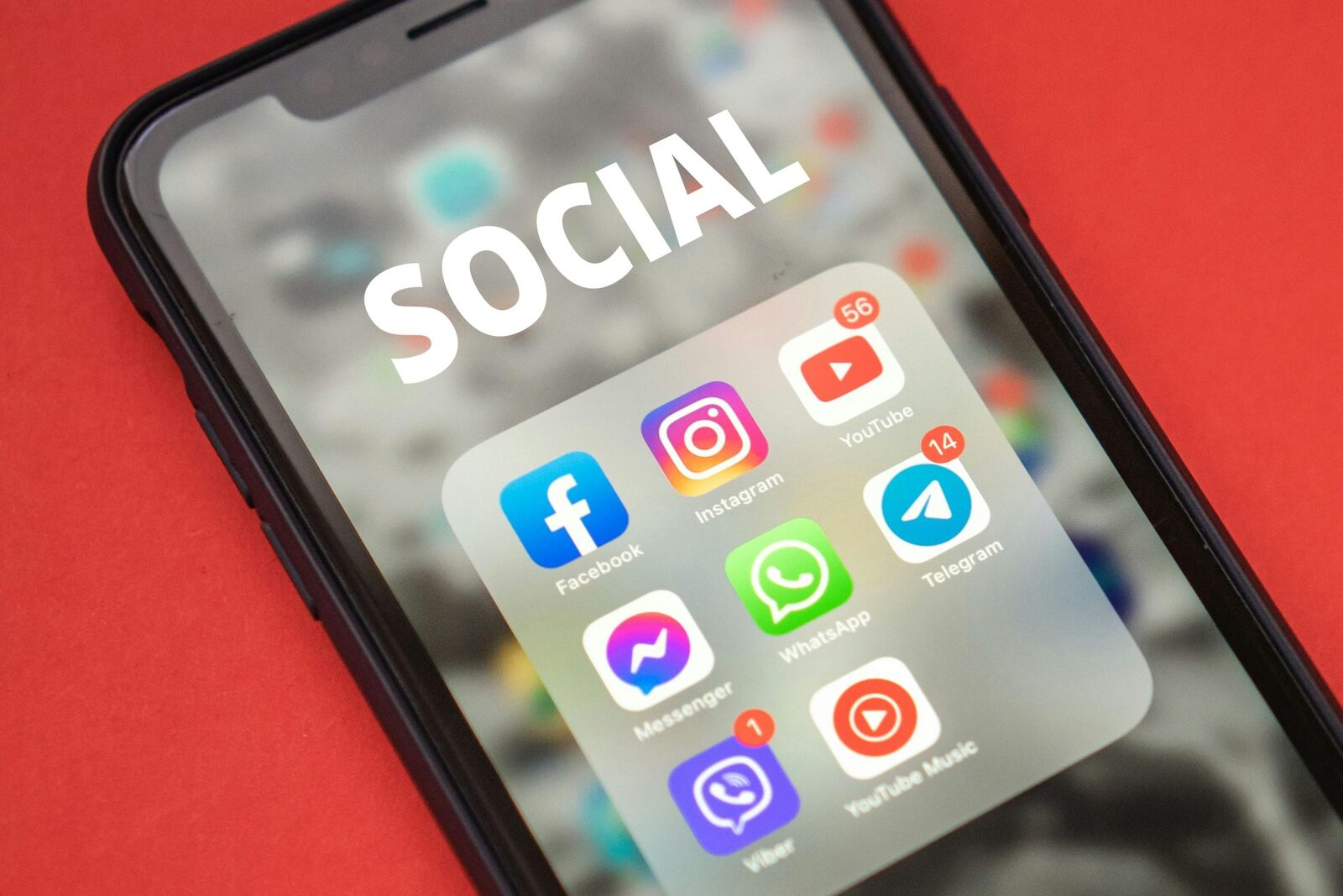 META, la „judecată” în Europa: WhatsApp-ul, sub lupa Comisiei Europene