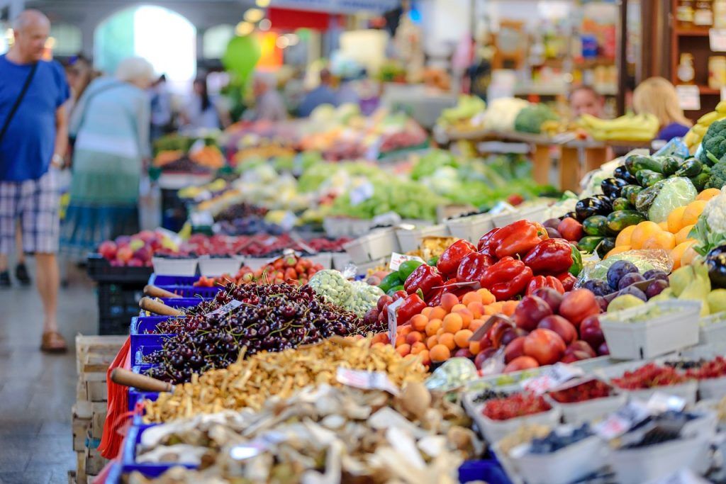 Alertă alimentară: Pesticide RECORD în mâncarea românească! Lista neagră