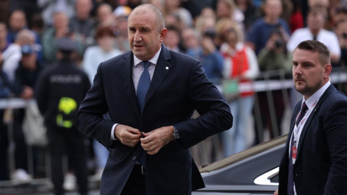 Radev, pilotul bulgar, forțează Guvernul: „Fără soluție, pică liber!”