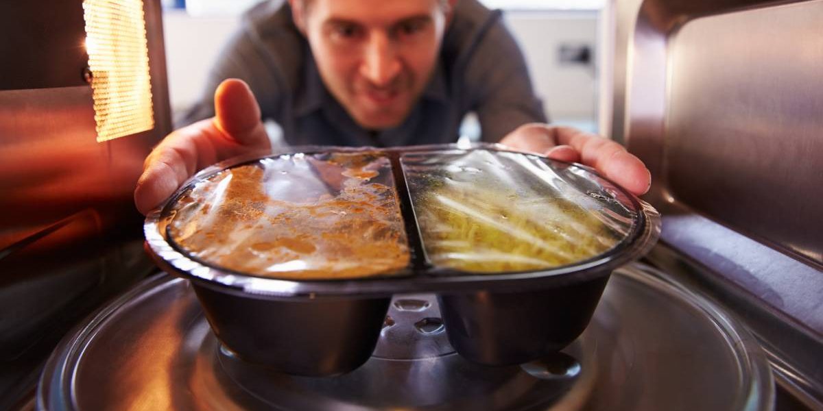 plastic.jpg - ReactiveNews