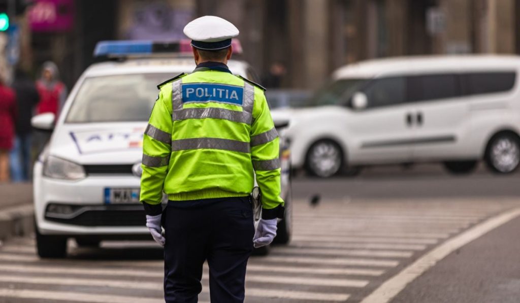Șoferiță, prinsă de poliție: Ce a urmat a șocat pe toată lumea