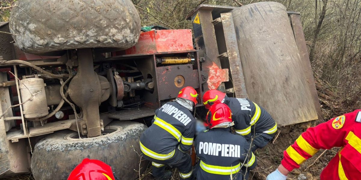 Bărbat sfâșiat de utilaj într-o râpă adâncă din Bihor