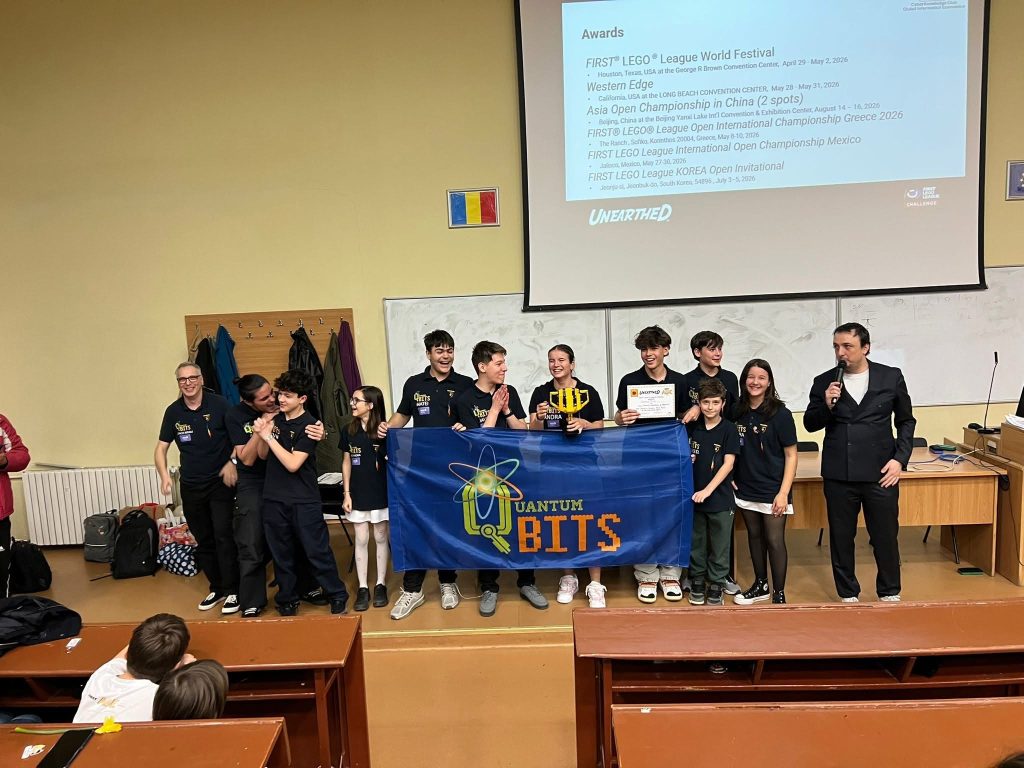 Trei elevi din România au creat o aplicație inovatoare numită Stratum, care schimbă modul în care arheologii lucrează pe teren