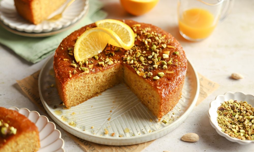 Gustul postului: Prăjitură cu lămâie și mălai, un desert pufos și aromat