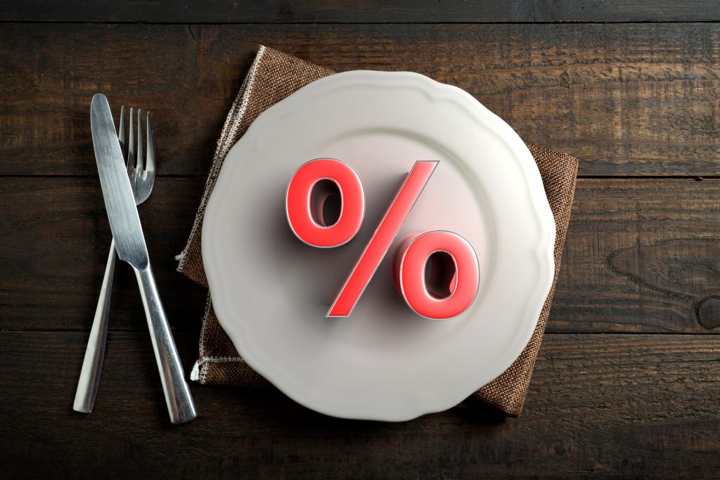 Inflația în România accelerează: Benzina și motorina urcă prețurile, 9,9%