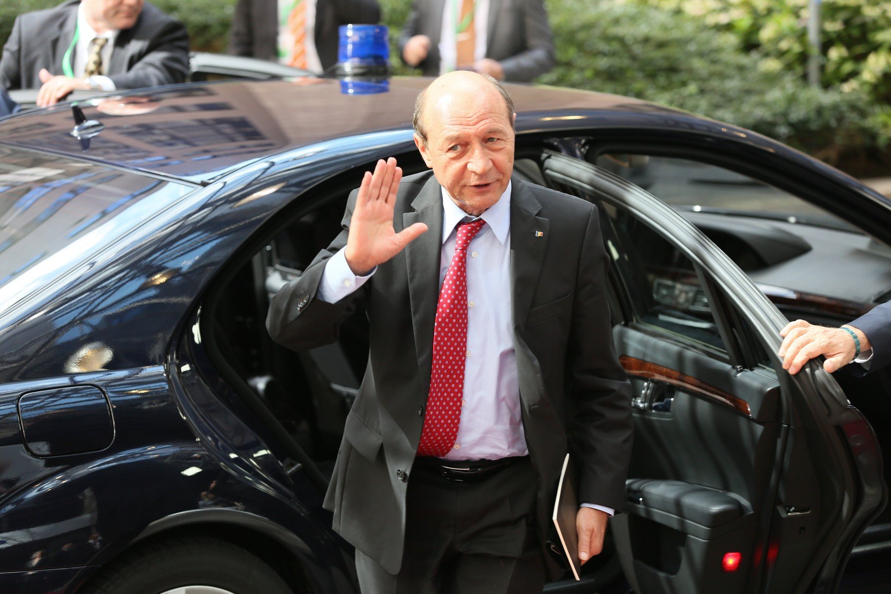 Fostul președinte Traian Băsescu a pledat pentru constituirea unei armate europene, considerând-o o alternativă la potențiala instabilitate cauzată de Donald Trump, potrivit declarațiilor făcute duminică seara