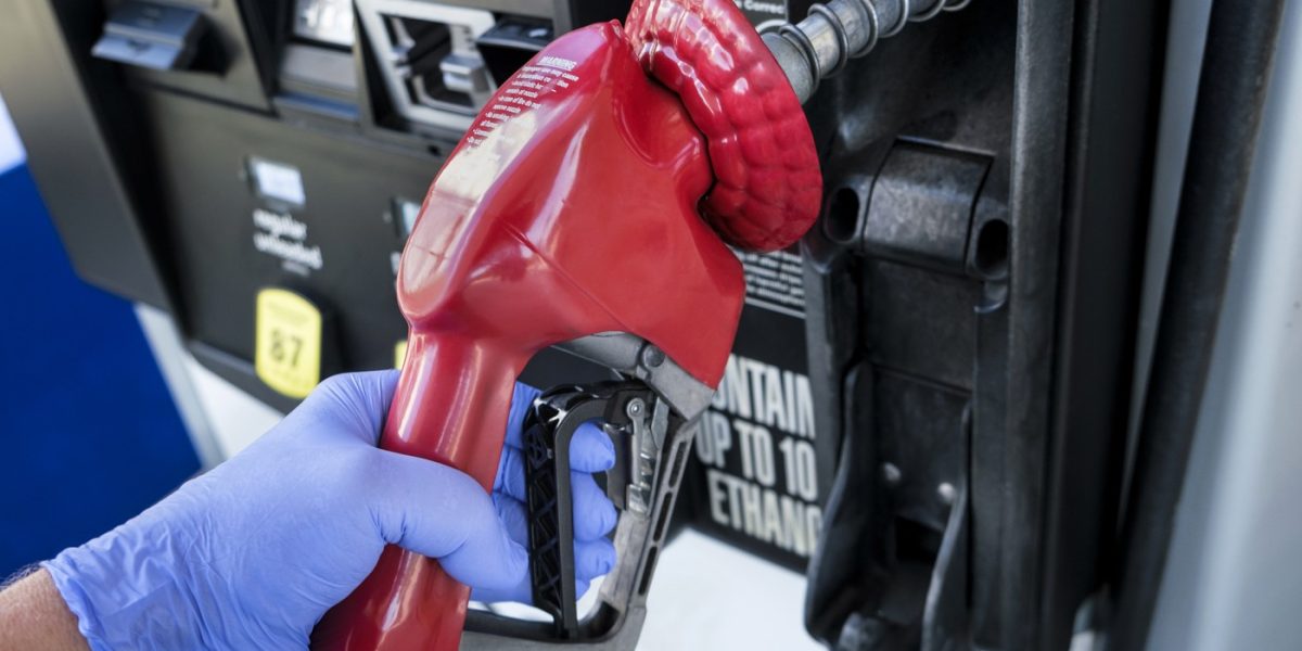 Cât costă benzina în Bulgaria? Românii fac plinul: „Merită drumul?”