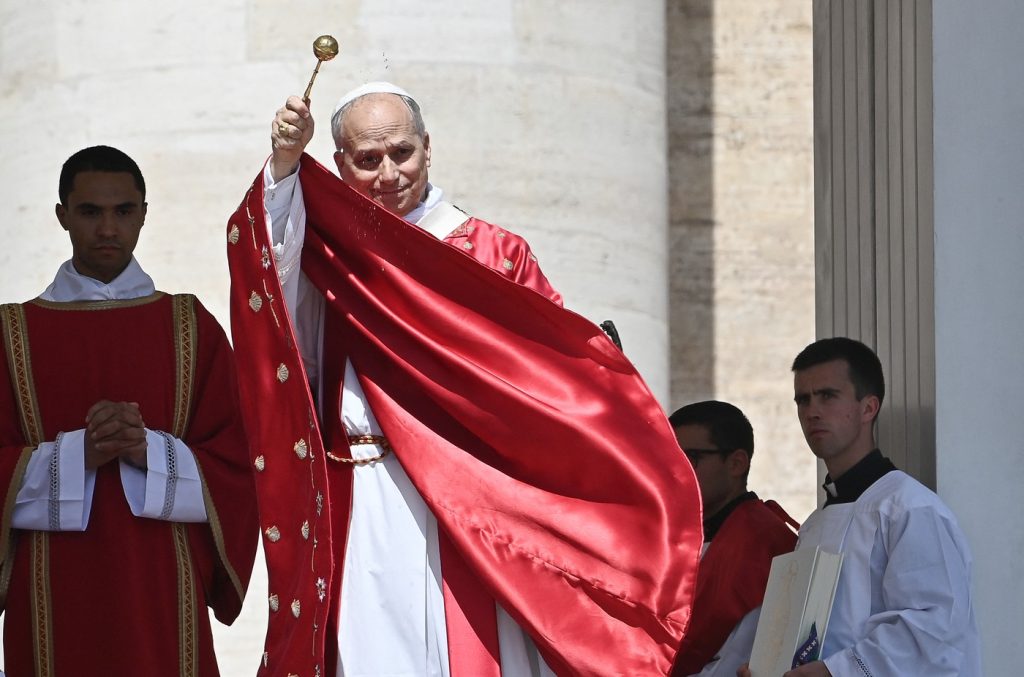 Trump, atac ȘOCANT la Papa Francisc: „E groaznic în politică externă!”