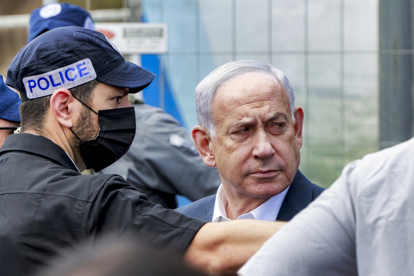 Gesturi obscene pentru Netanyahu, în direct la TV din Spania