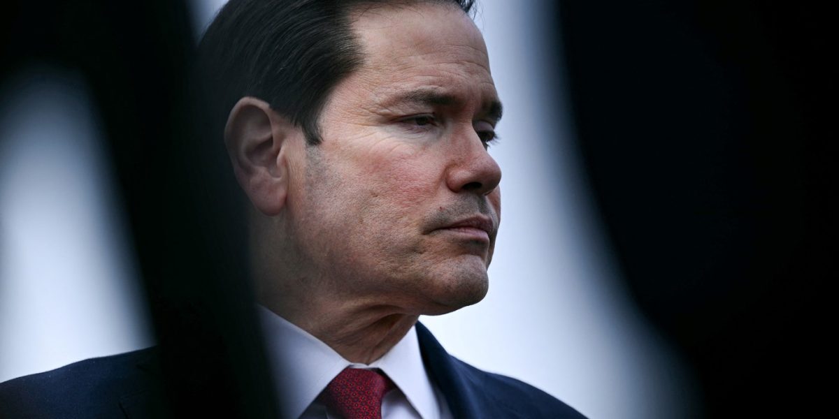 Secretarul de Stat american Marco Rubio a mulțumit României pentru sprijinul în operațiunile din Orientul Mijlociu Joi, secretarul de stat american Marco Rubio a avut o convorbire telefonică cu ministrul român de Externe, Oana Țoiu