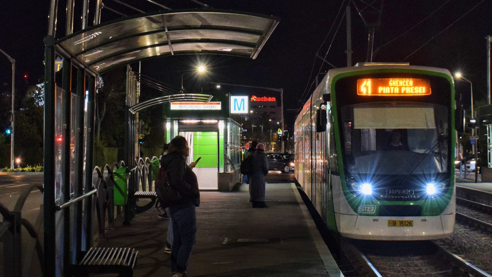 STB anunță programul mijloacelor de transport în comun pentru Paște Societatea de Transport București (STB) a dat publicității programul de funcționare al mijloacelor de transport de suprafață pentru perioada sărbătorilor pascale