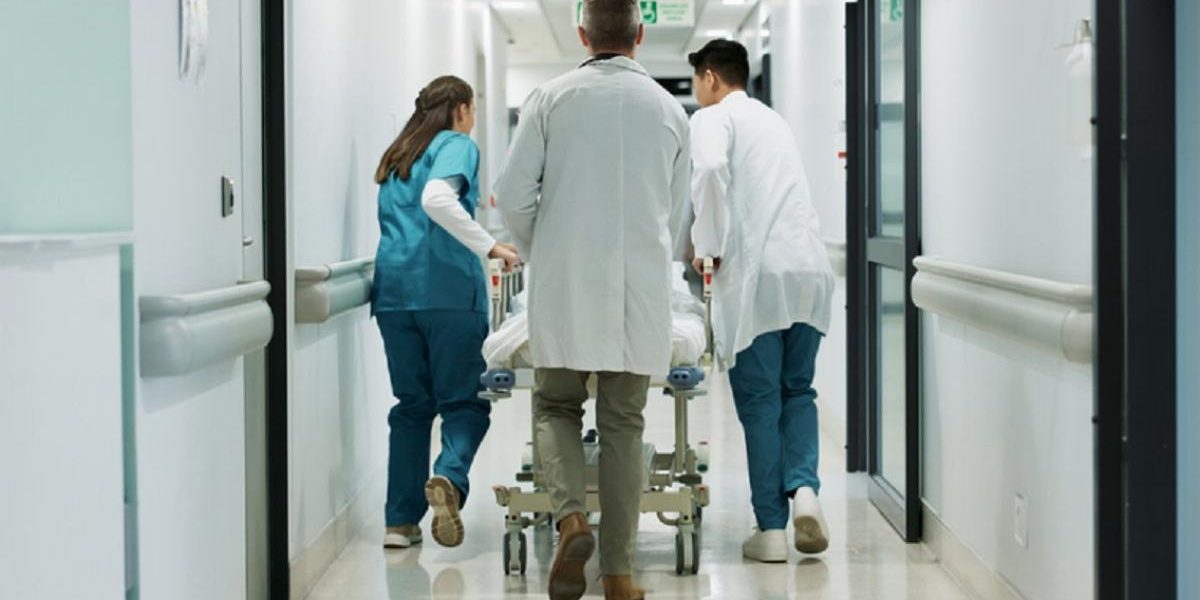 Rogobete schimbă gărzile și rezidenții: Ce planuri are pentru spitale