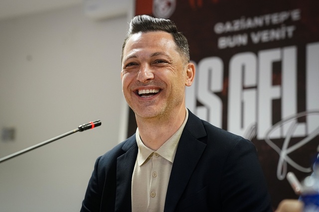 Rădoi, motivat de Lucescu și Hagi, a ales Turcia: „Am avut oferte!”