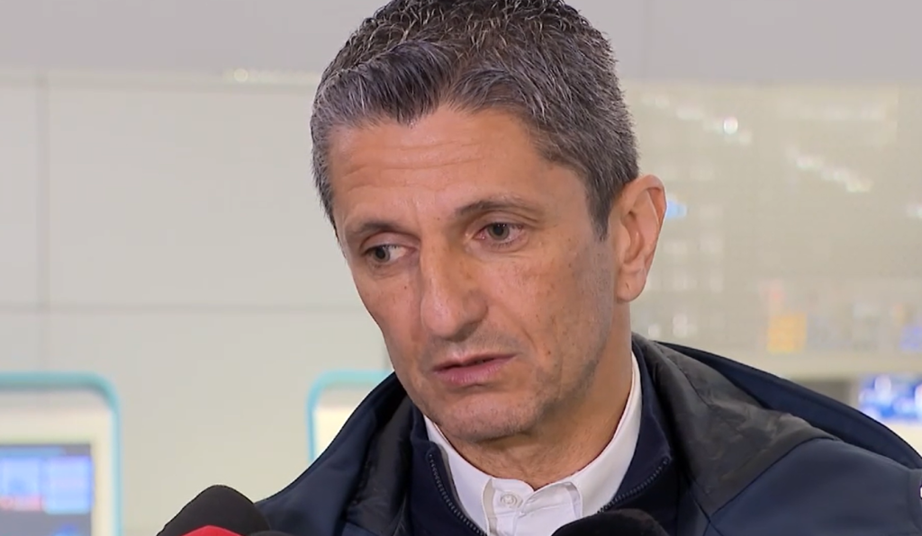 Răzvan Lucescu, sfâșiat pe aeroport: „Aș vrea să vă dau un sfat”