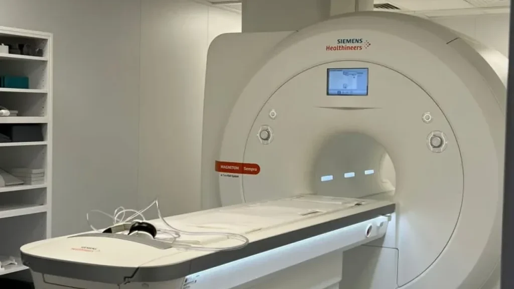 Reșița: Secția de Oncologie, modernizată cu aparatură de ultimă generație