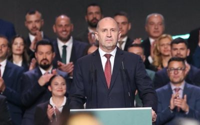 Radev, pilot de vânătoare și fost președinte, vrea să salveze Bulgaria de la haos