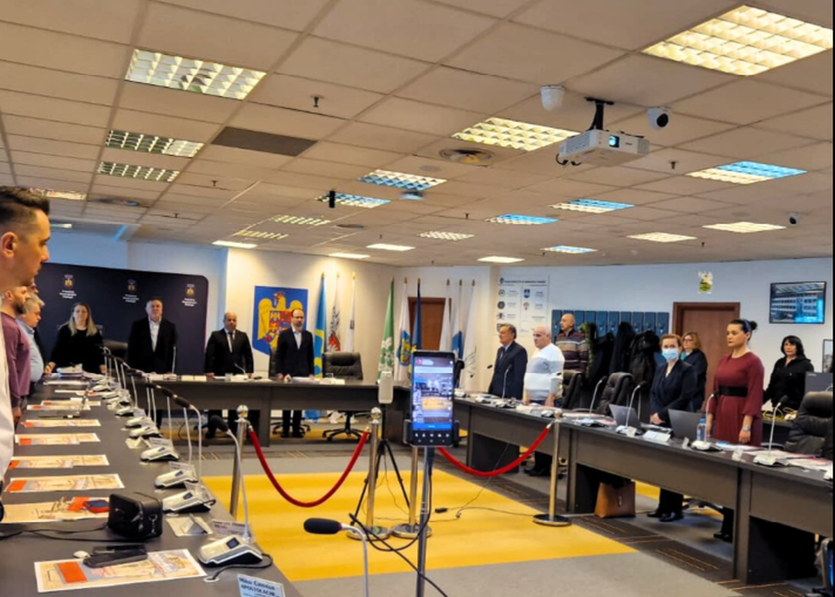 Haos la Primăria Ploiești: Scandal de două ore din cauza listei de concedieri