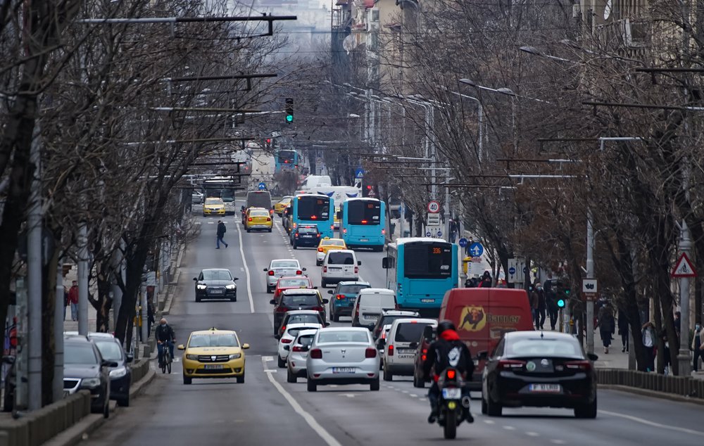 Un asigurător francez, surpriză în top 3 RCA din România. Scumpiri mari în 2023