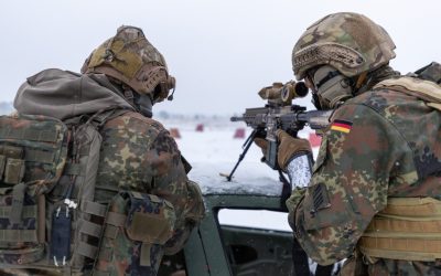 Forțele armate din Germania lucrează în prezent la clarificarea unei prevederi din legea actualizată privind serviciul militar, care solicită bărbaților cu vârste între 18 și 46 de ani obținerea unei aprobări speciale pentru a părăsi țara pentru mai mult de trei luni