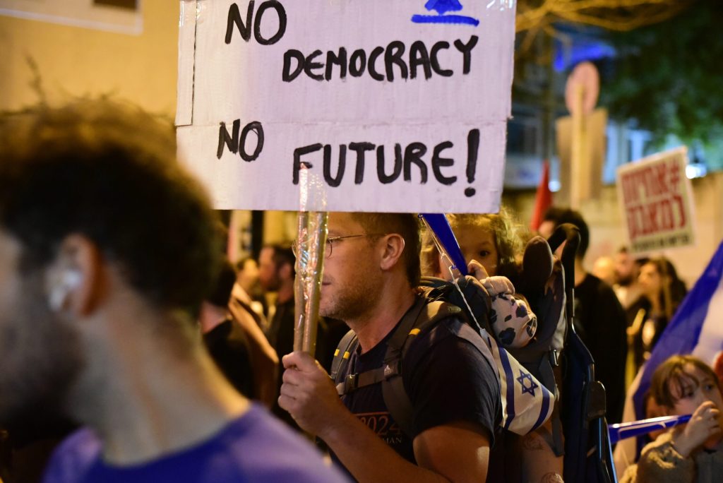 Care e soarta democrației? ANALIZĂ globală, cu Donald Trump și Europa în prim-plan