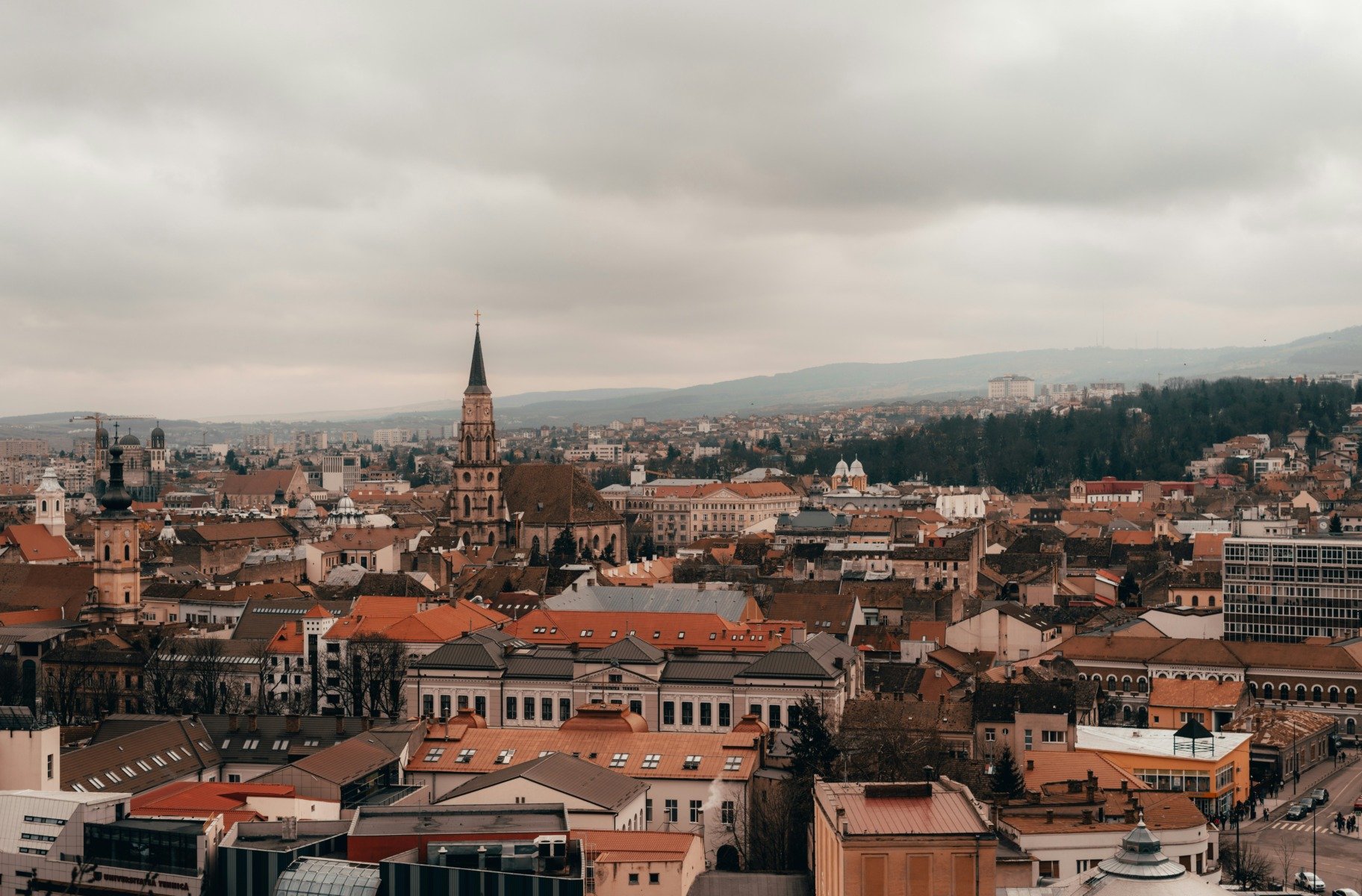 Un cuplu din Cluj a fost condamnat la închisoare pentru înșelăciune în domeniul construcțiilor
