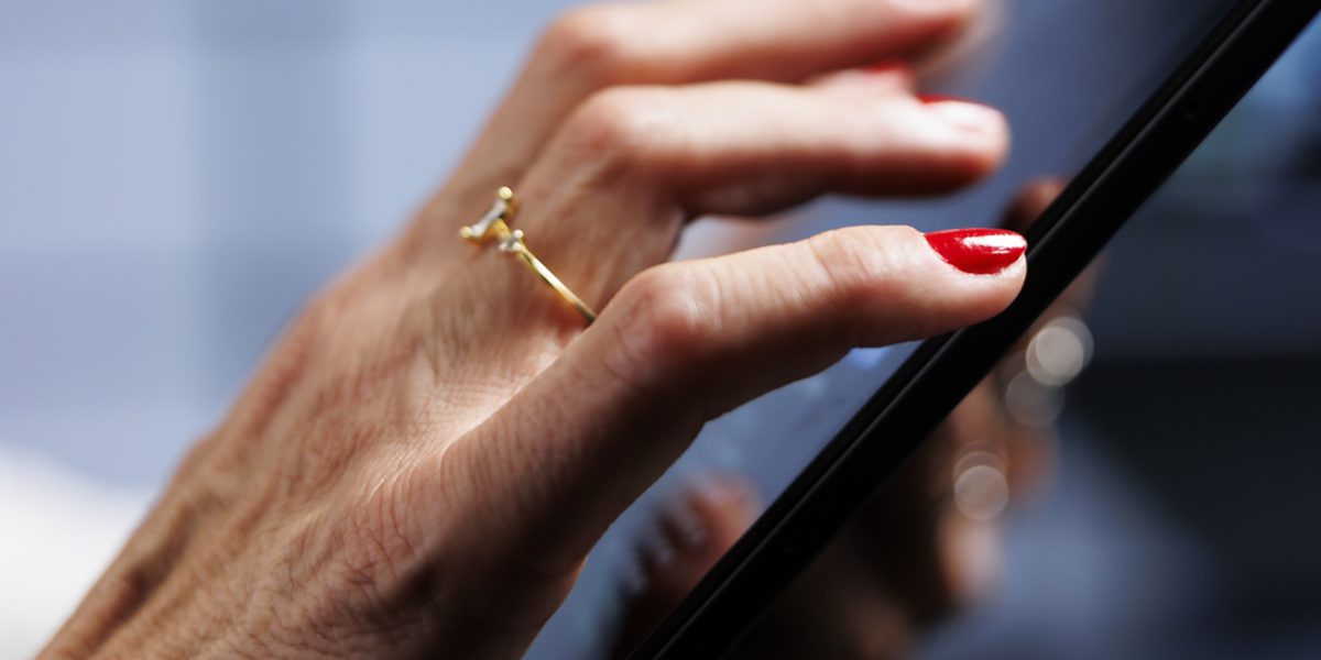 Ce NU trebuie să ai niciodată în telefon: informații periculoase