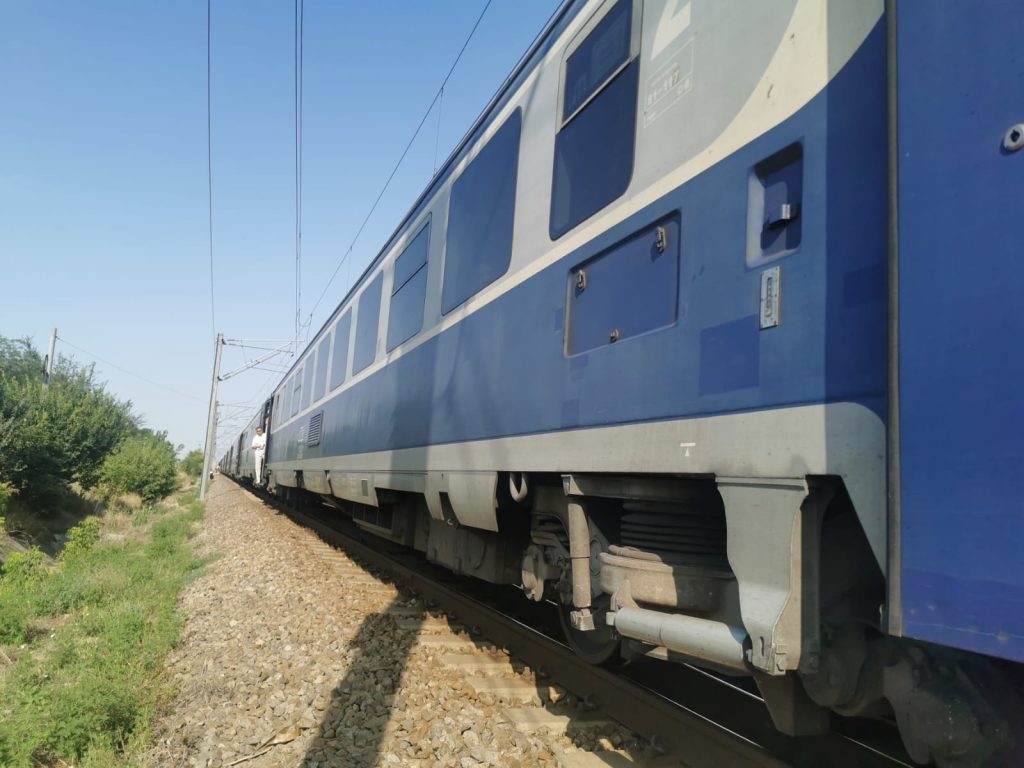Accident TERIBIL pe ruta București-Constanța: o femeie, UCISĂ de tren